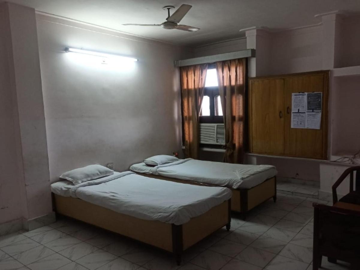 Oyo 80830 Hotel Buddha International Bodh Gaya Ngoại thất bức ảnh